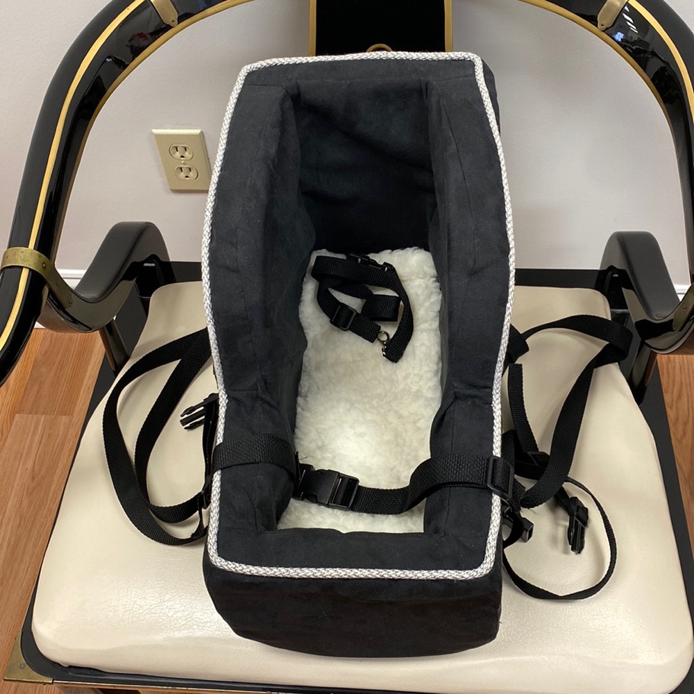 High back, console, pet car seat.